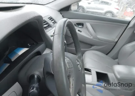 2007 Toyota Camry z USA, uszkodzony, nr VIN 4T1EB46KX7U015140